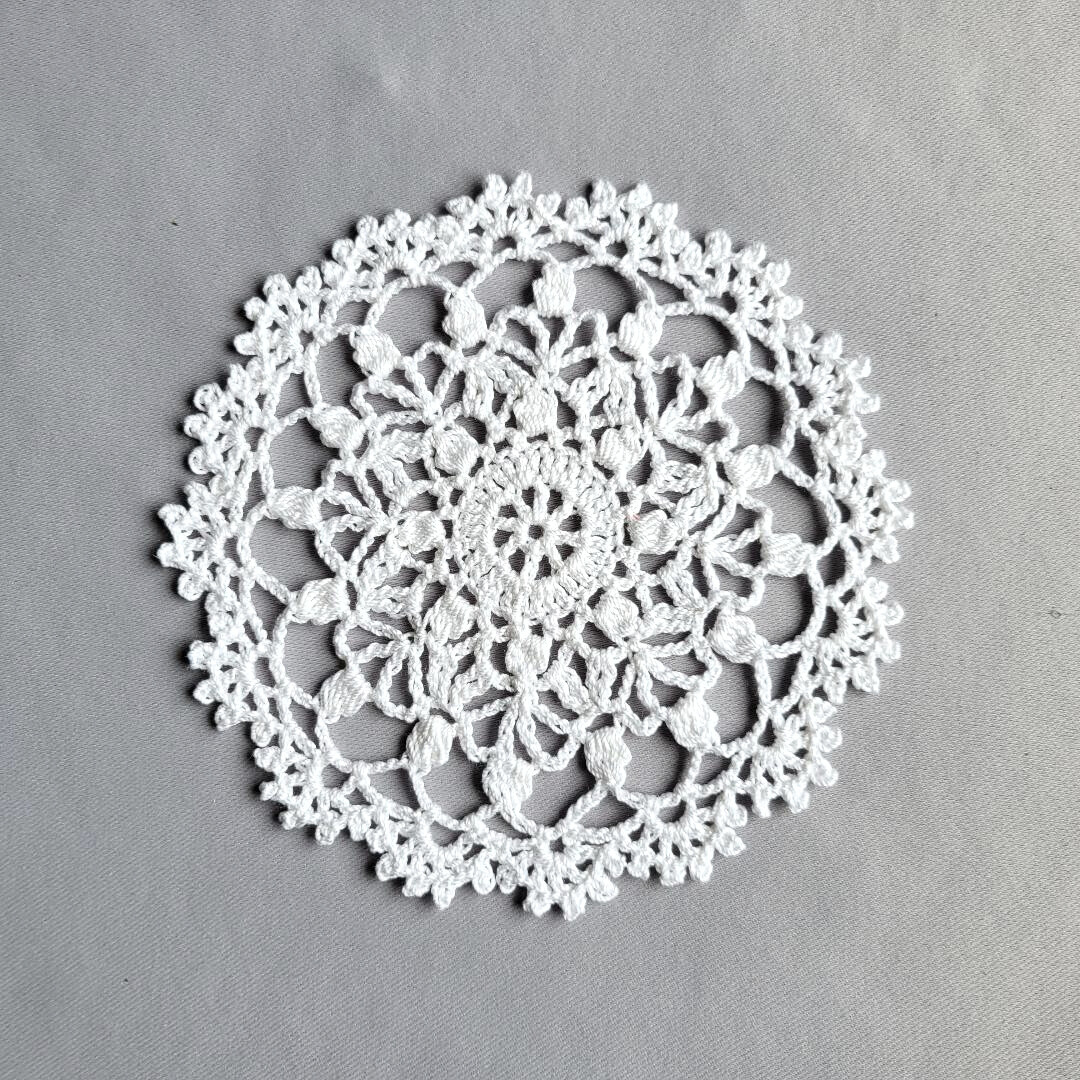 Svetlana 5 1/2" Doily