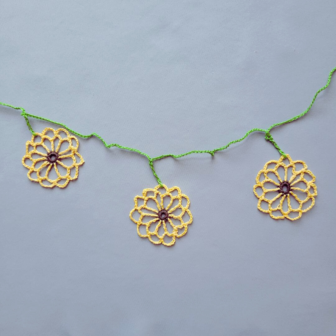 Daisy Garland PDF Pattern