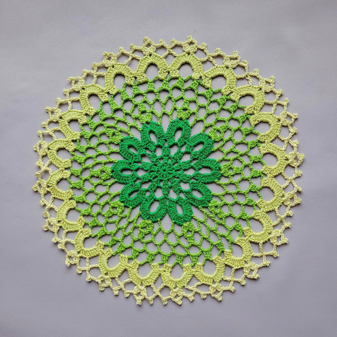 Bluet 11" Doily