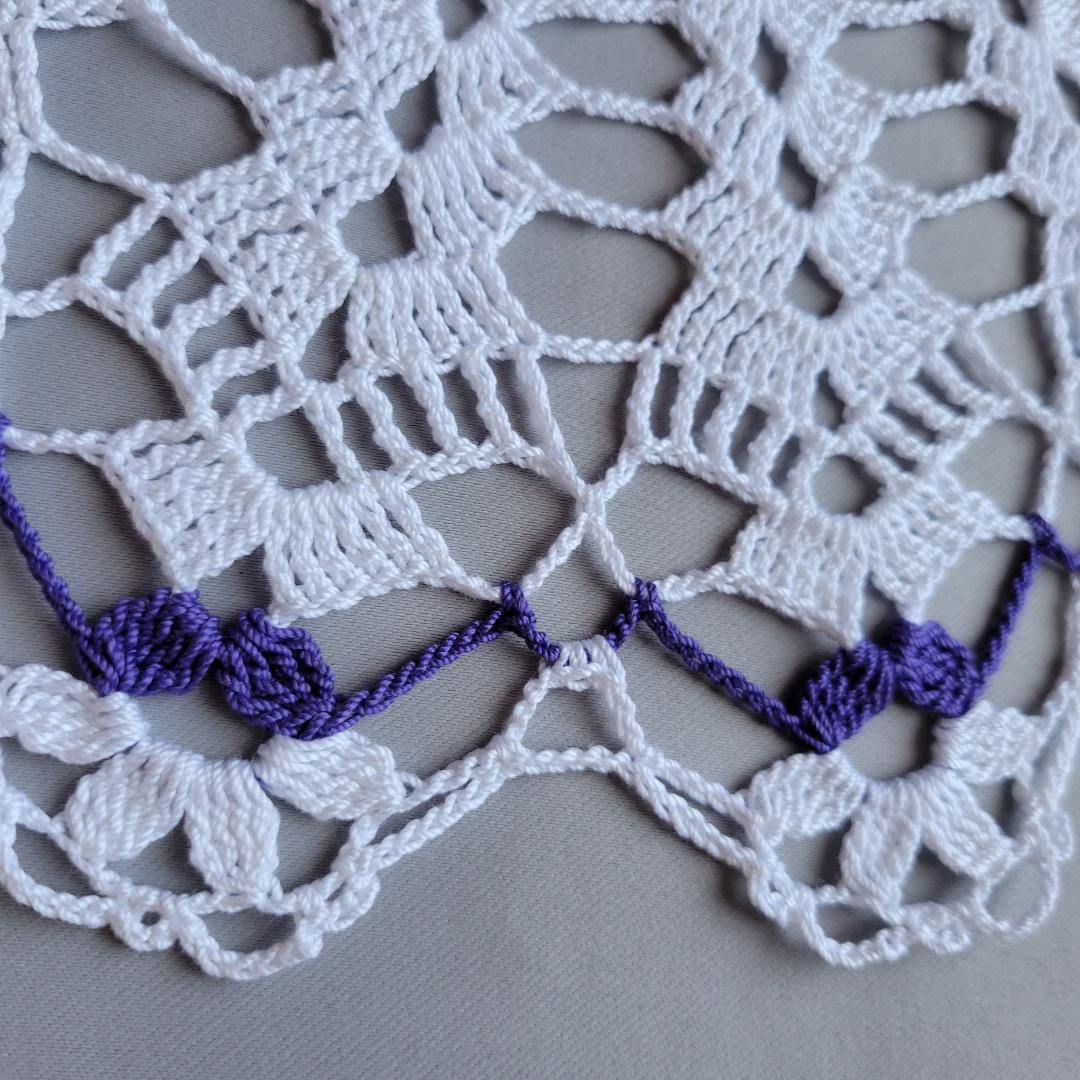 Pearly Dew 15" Doily