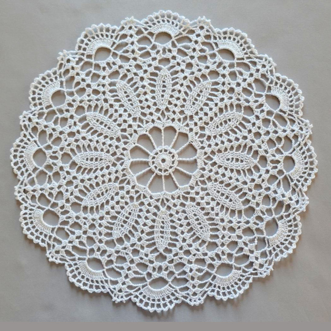 Summertime 15" Doily