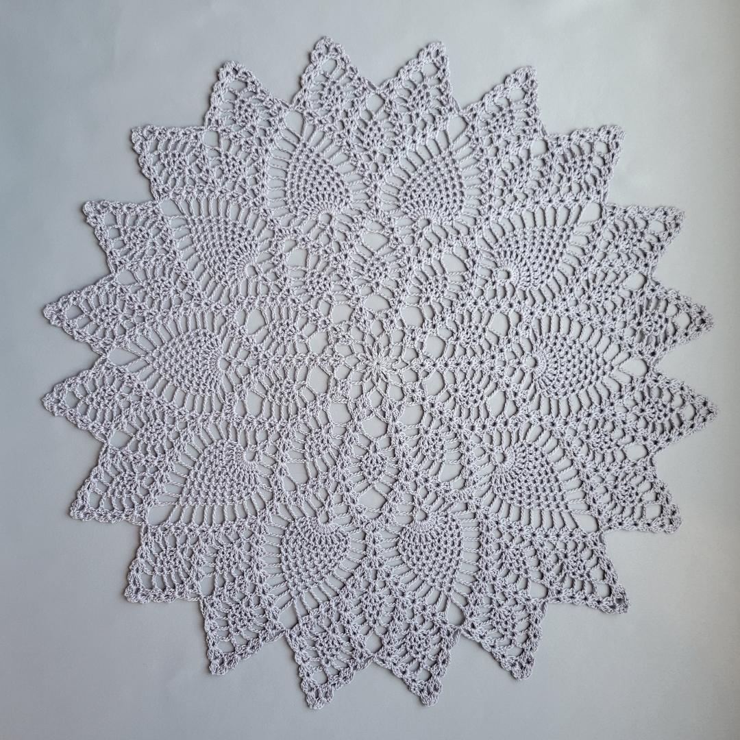 The Best Round Pineapple 19" Doily