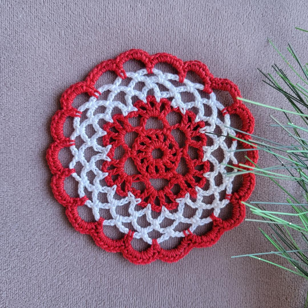 Princess 4" Christmas Doily