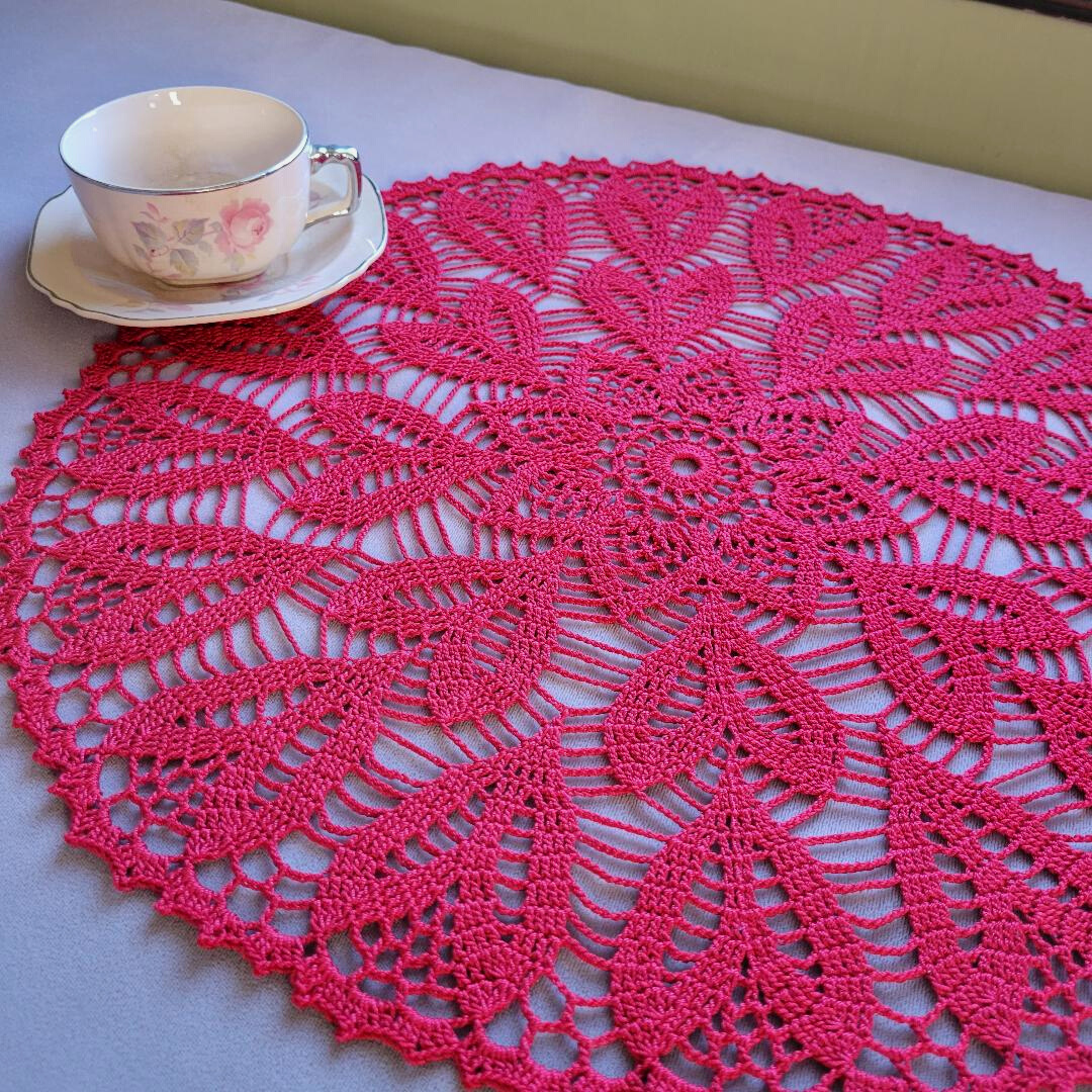 Many Hearts 18" Doily