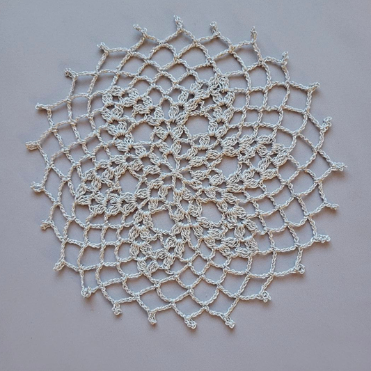 Anemones 8" Doily