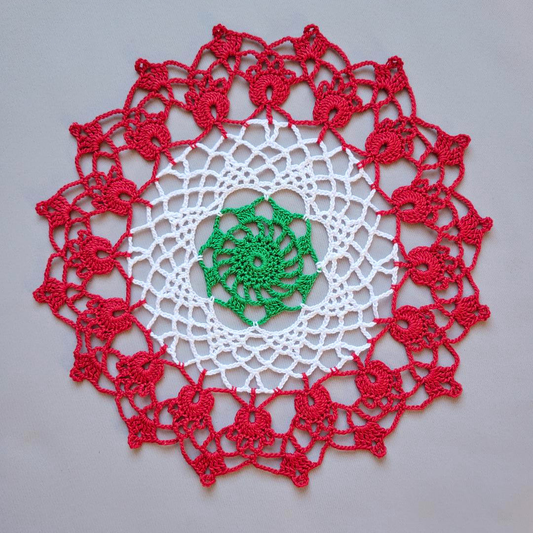 Rondo 10" Christmas Doily