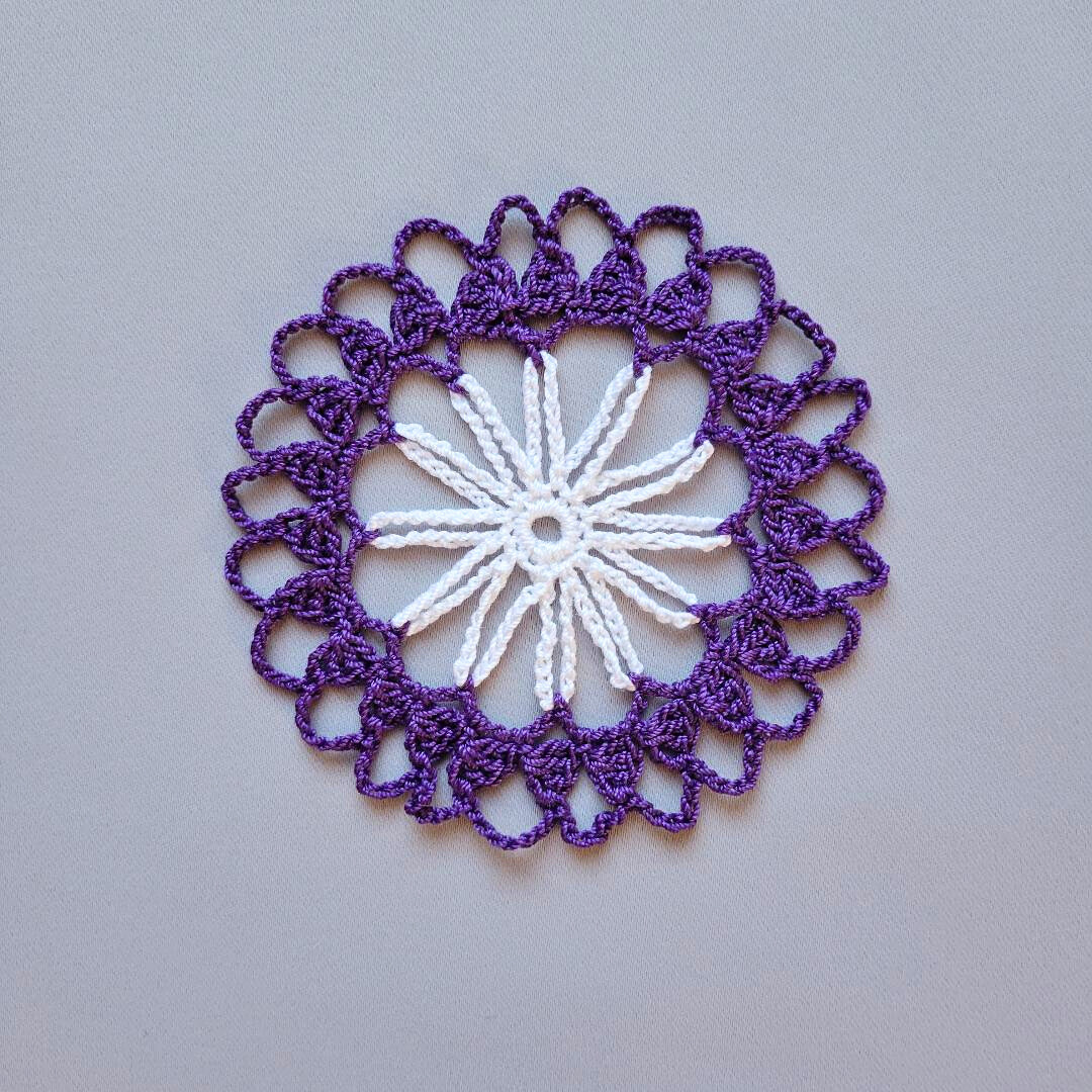 True Blue 4" 2-color Mini Doily