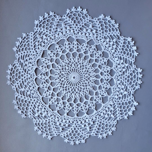 Artistry 15" Doily