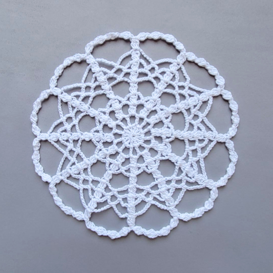 Optical Illusion 6" Doily