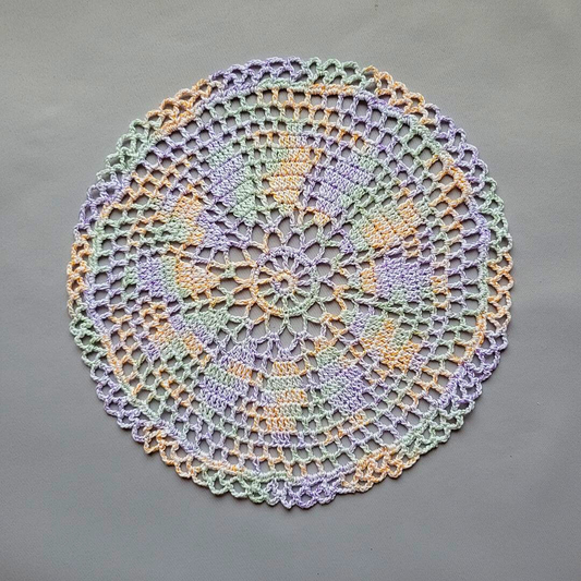 Marianna Flower 9" Doily