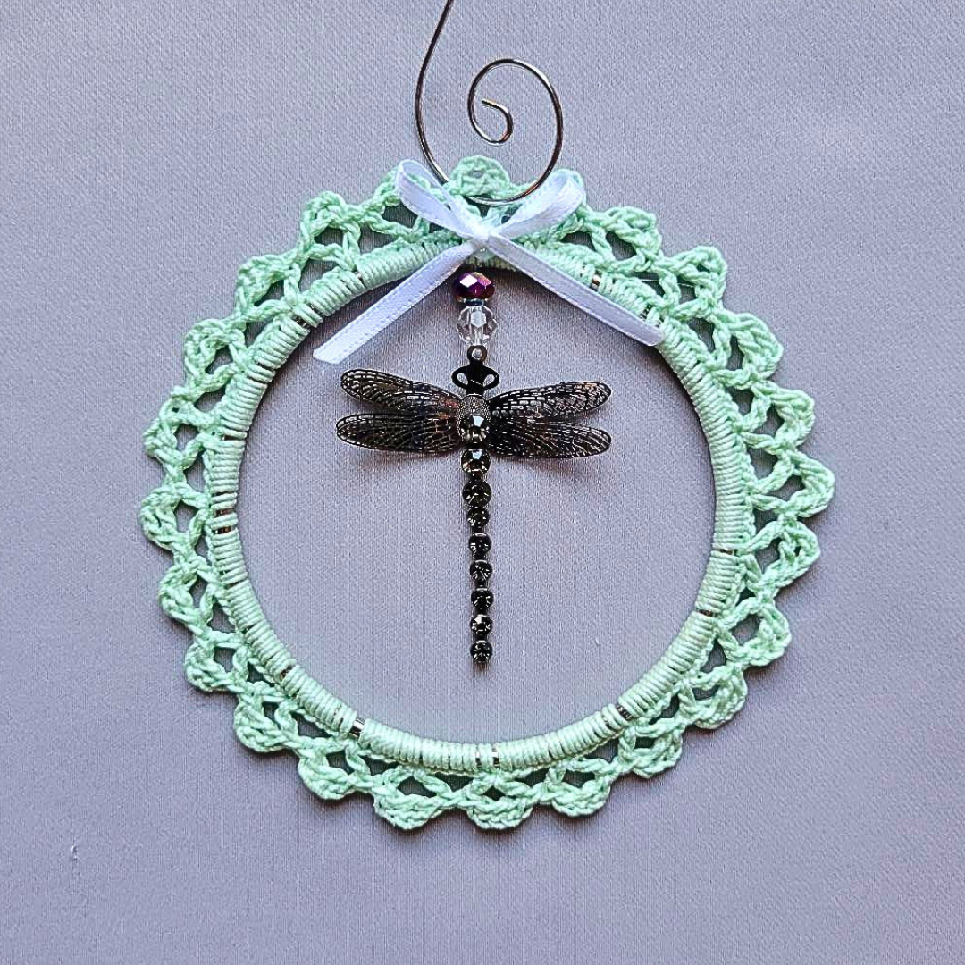 Wiggly Dragonfly Wreath Ornament