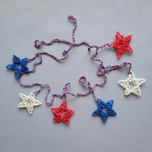 Rattan Patriotic Stars Garland