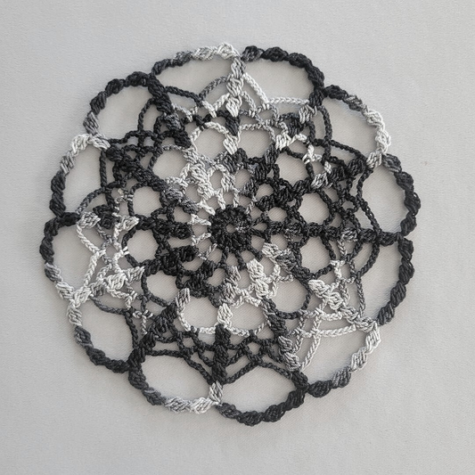 Spooky Optical Illusion 6" Doily