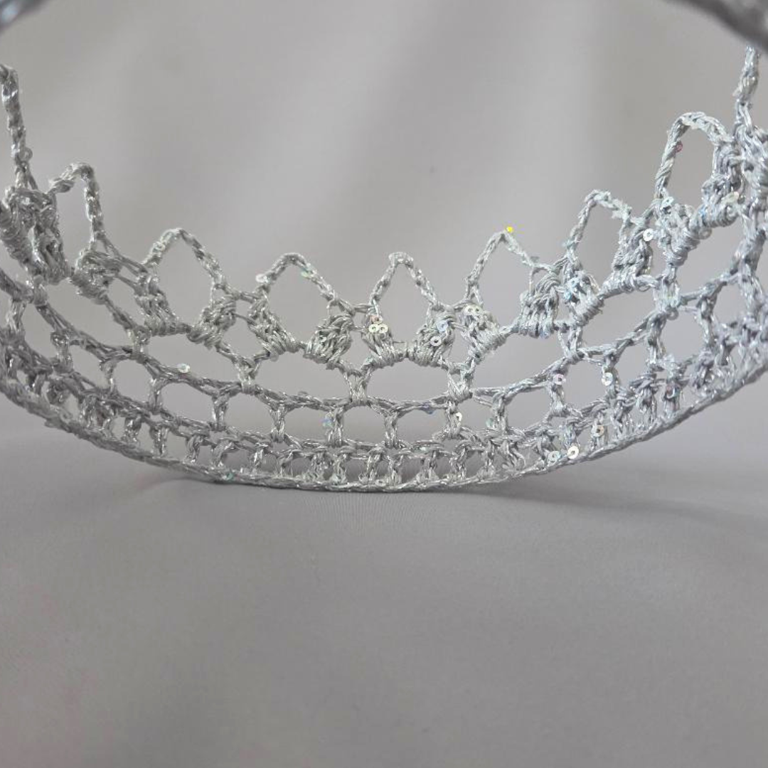 Silver 6" Crown VI