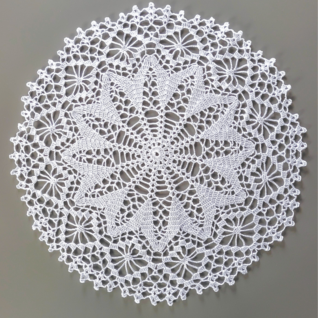 Wheat-Stalk Table Center 19" Doily