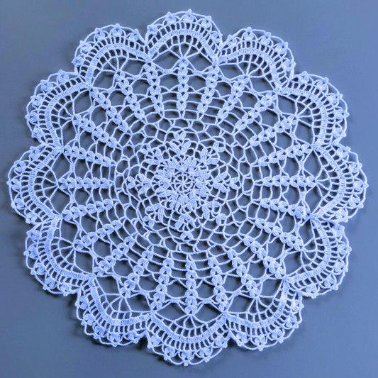 Cultivated Buttercup 18" Doily