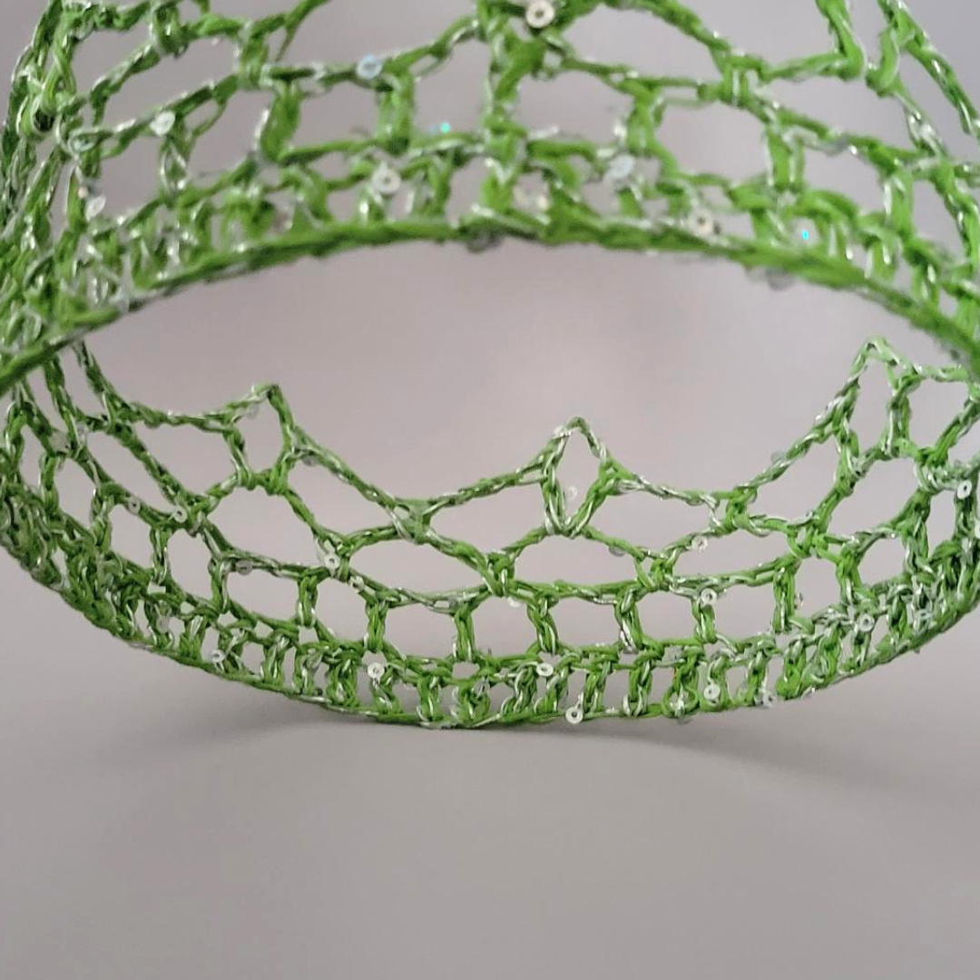 Light Green/Silver Crown I