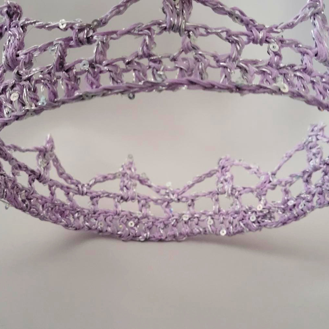 Lavender/Silver 6" Crown II
