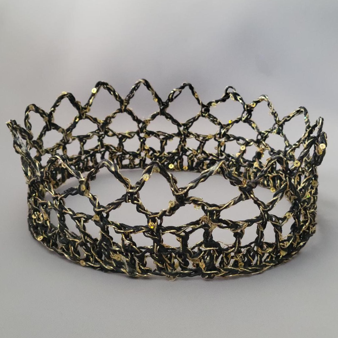 Black/Gold 6" Crown
