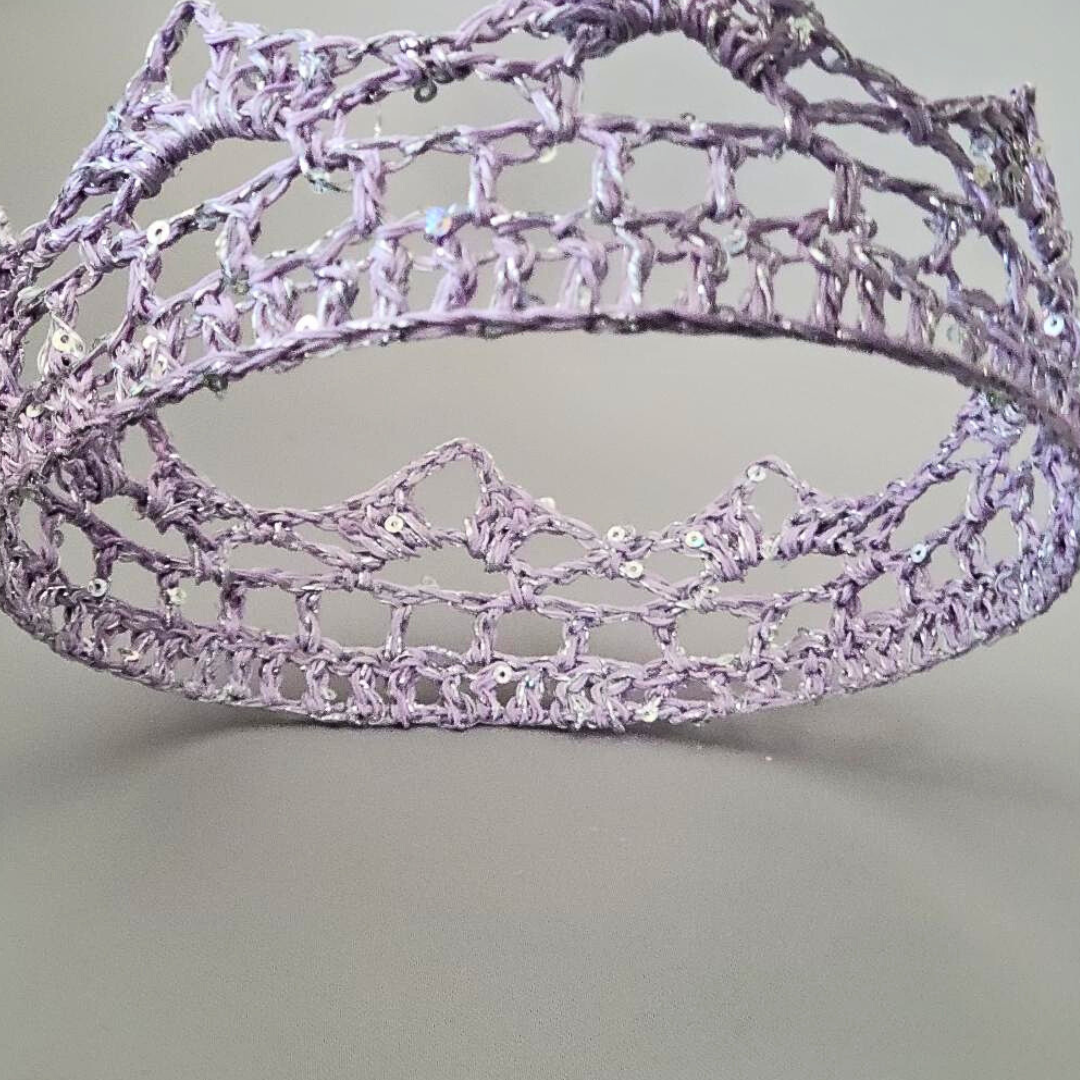 Lavender/Silver 6" Crown II
