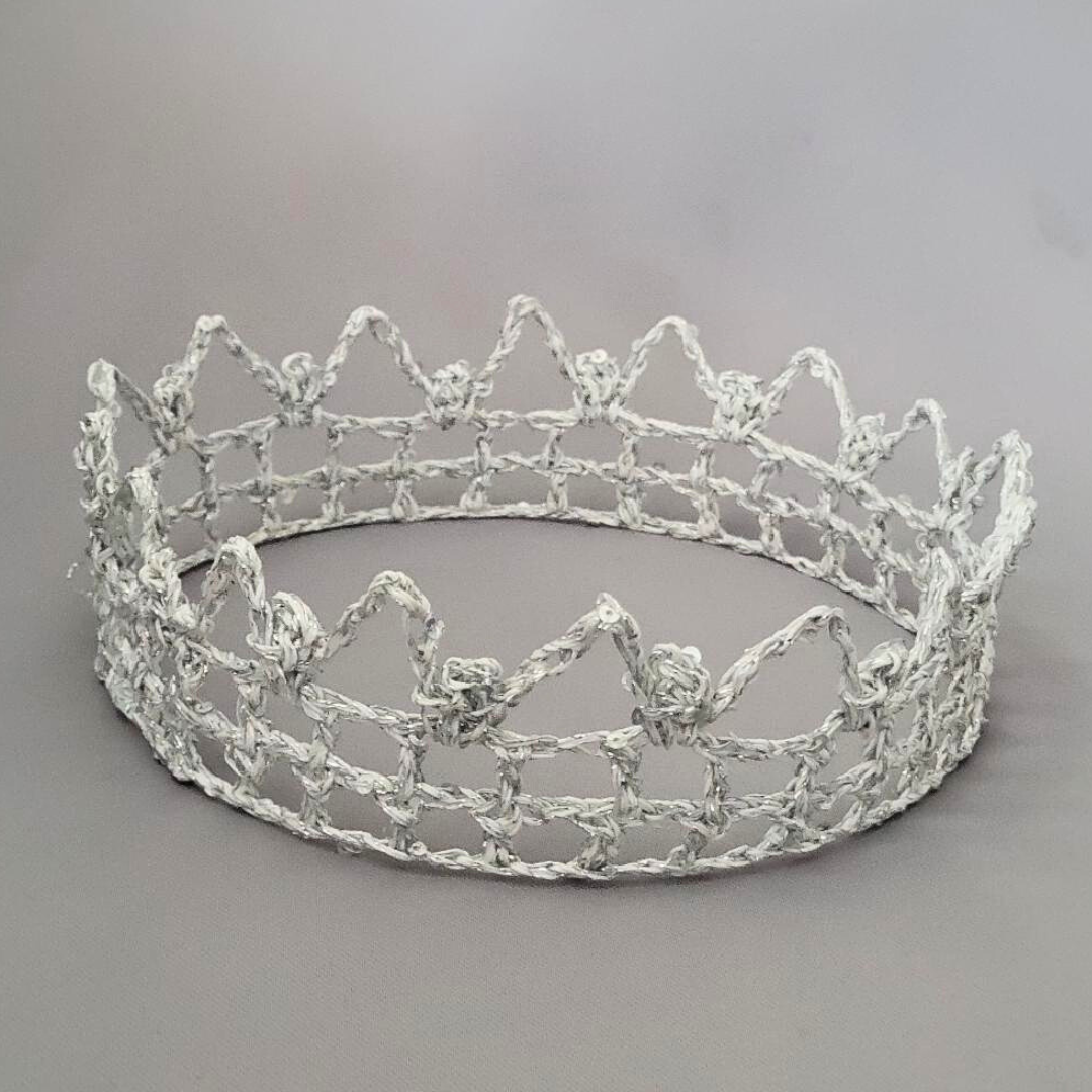 Silver/White 6" Crown I