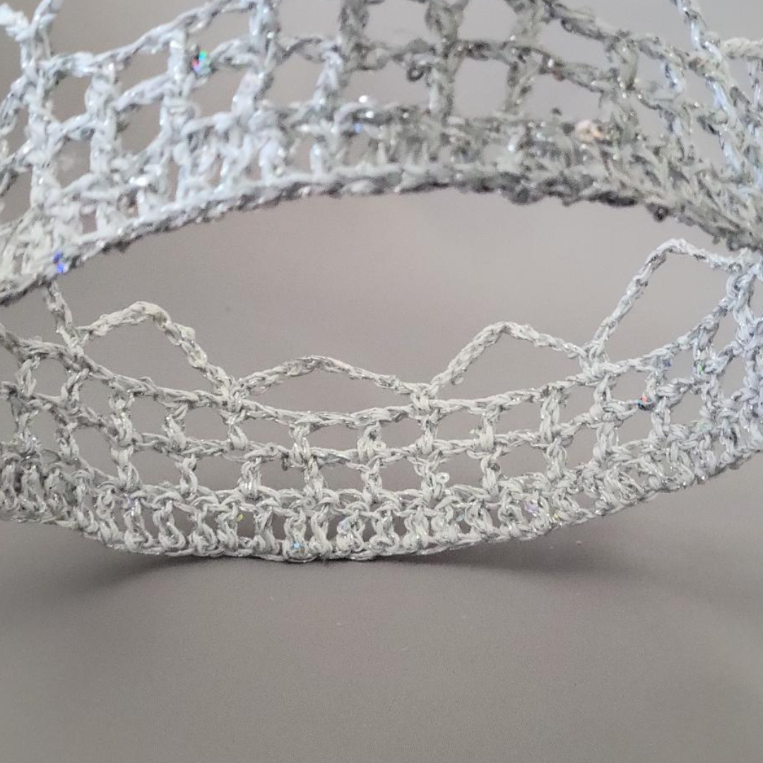 Silver/White 6" Crown II