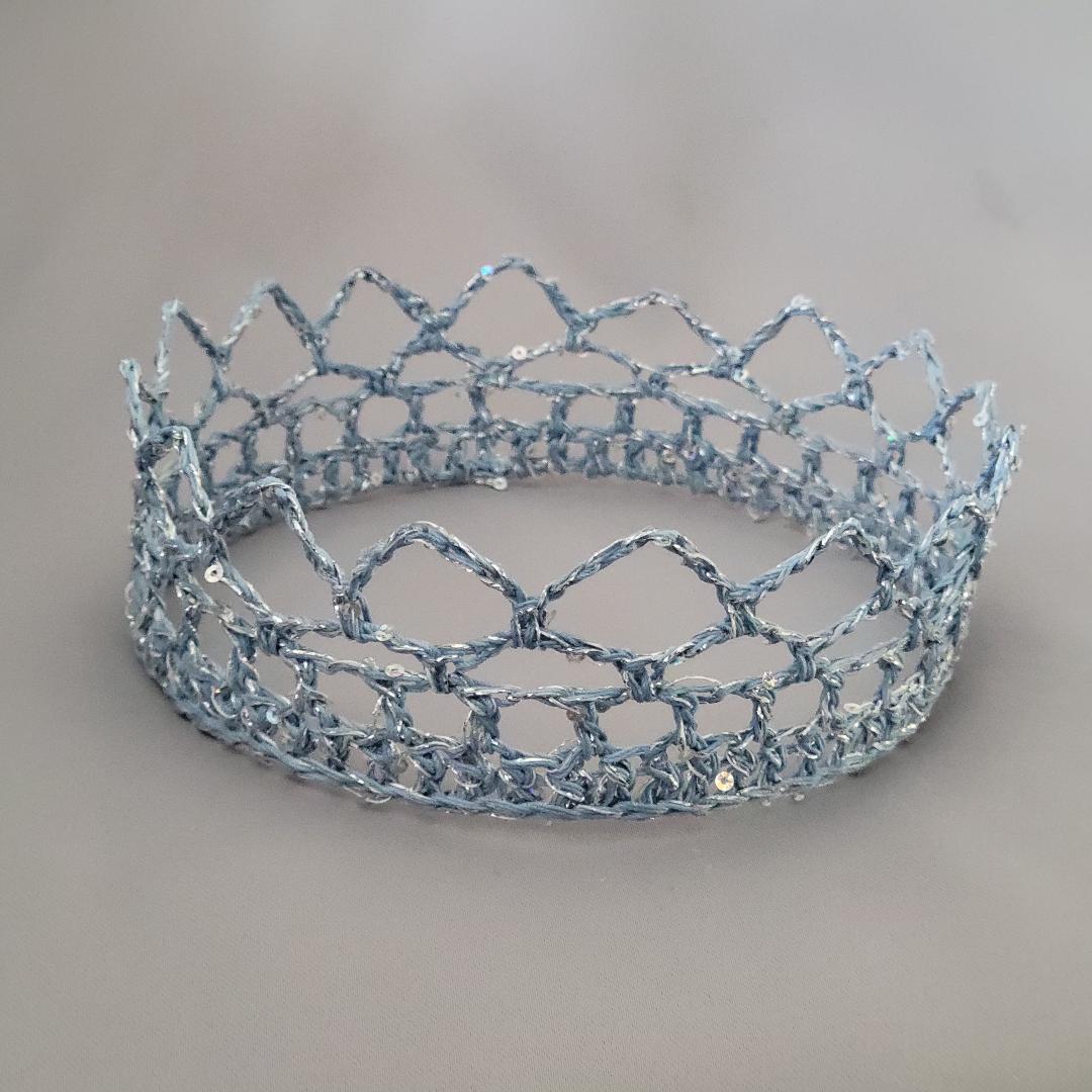 Blue/Silver 6" Crown V