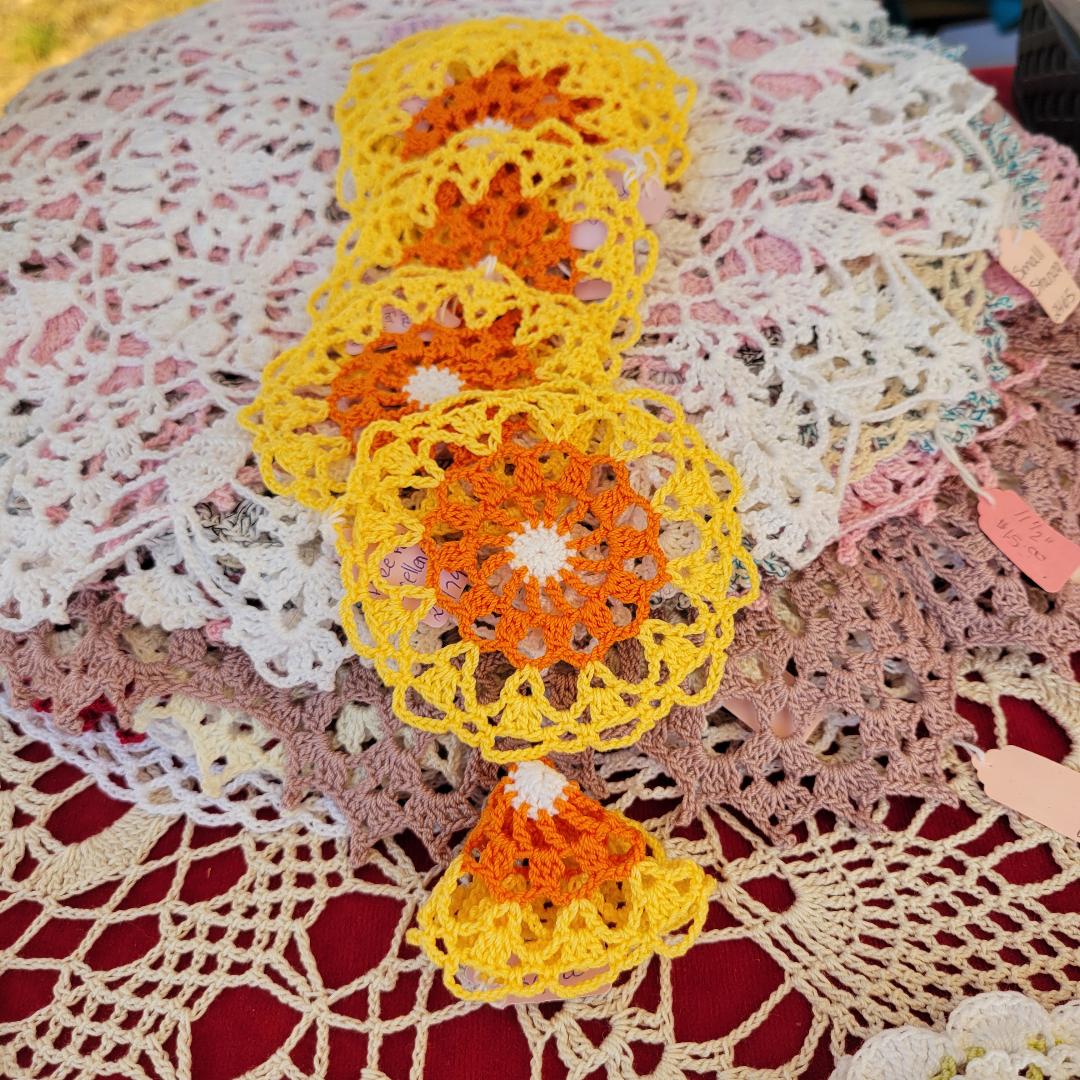 Candy Corn Prize for Excellence 4" Doily