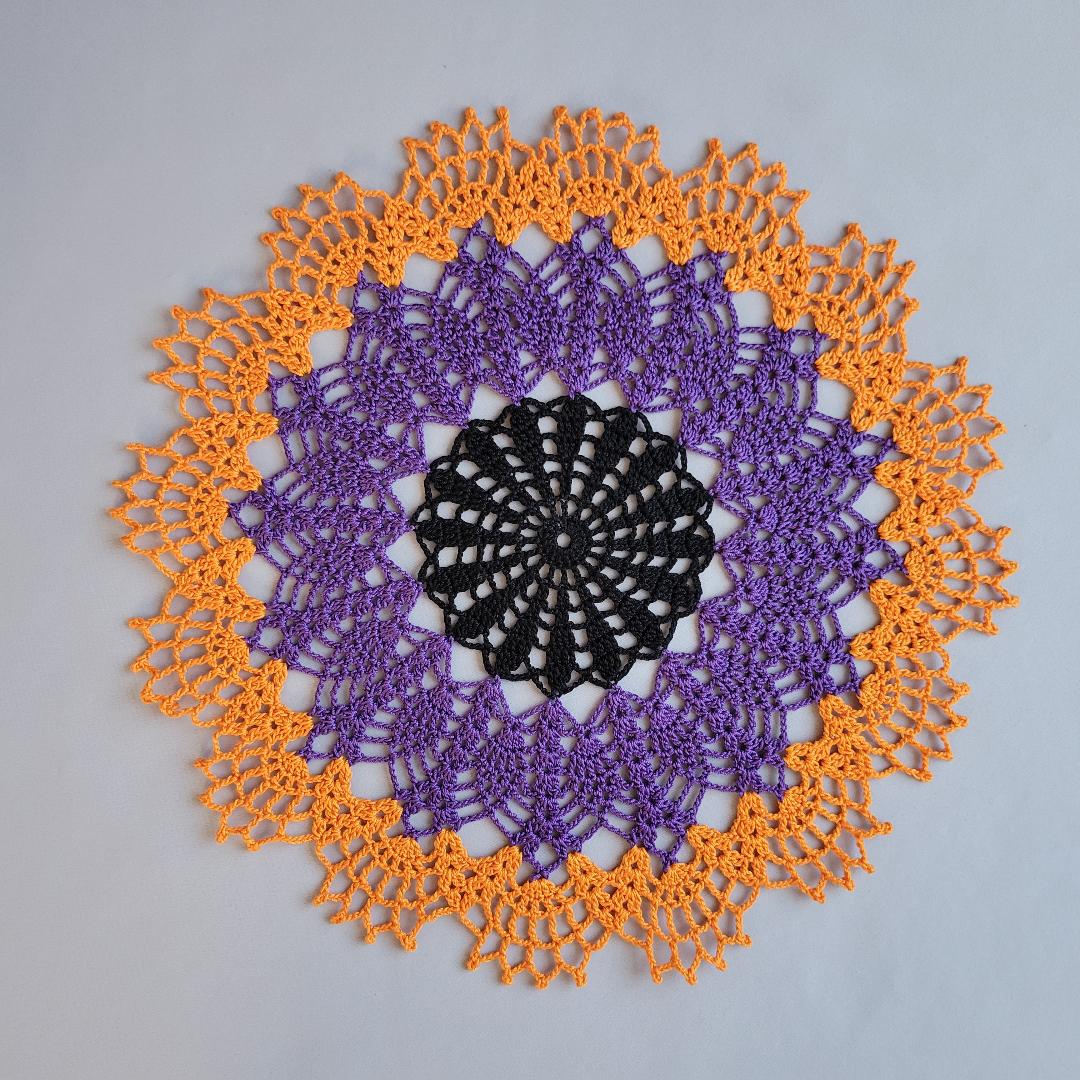 Special Pineapple 12 1/2" Doily