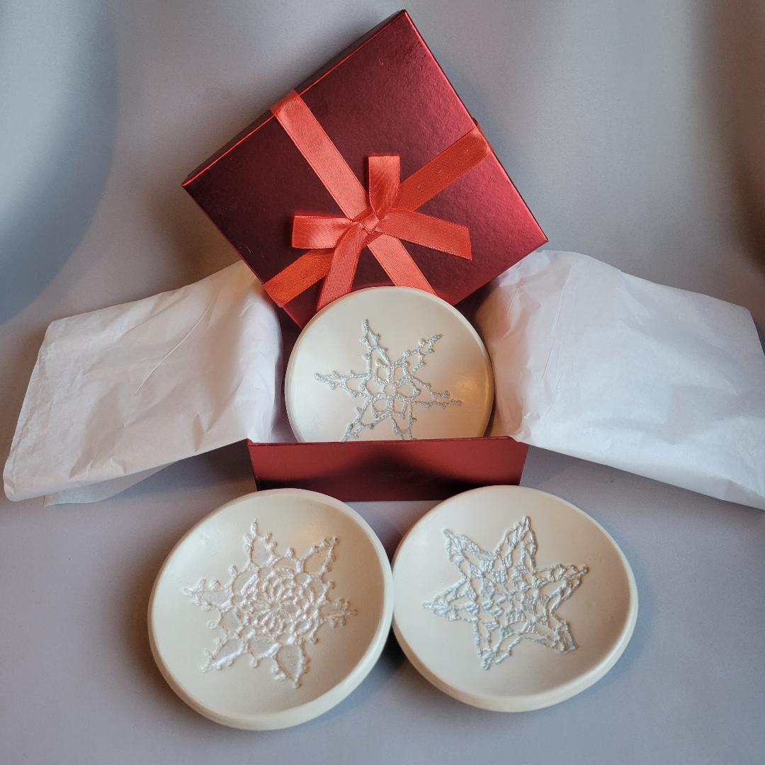 Winter Magic Dish Set