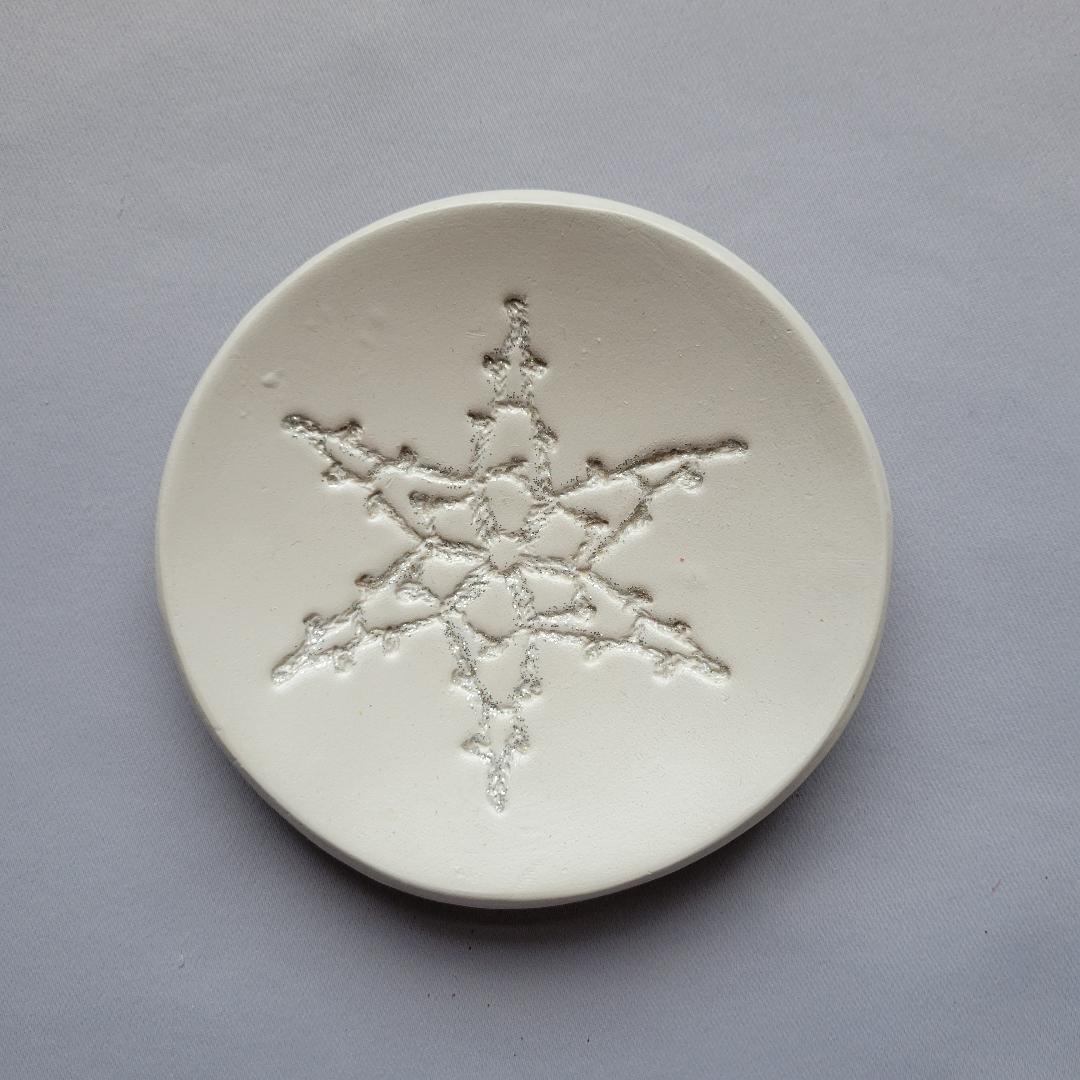Winter Snowstorm Dish Set