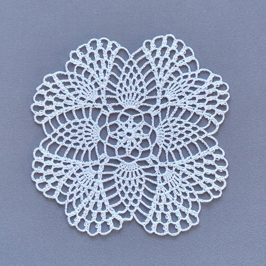 Square Bubble 8"x8" Doily